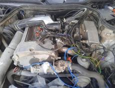 Mercedes-Benz 124