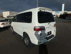 Mitsubishi Space Gear