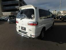 Mitsubishi Space Gear