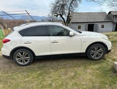 Infiniti EX