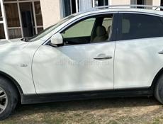 Infiniti EX