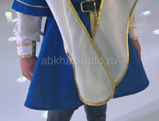 Продается костюм национальный ⚜️одевалось один раз для фото также принимаются заказы  по поводу пошива одежды и ремонта 