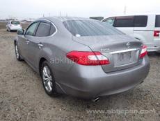 Nissan fuga