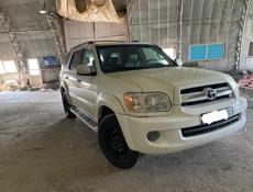 Toyota Sequoia