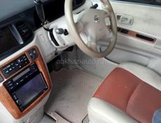 Nissan Liberty