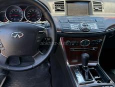 Infiniti M35