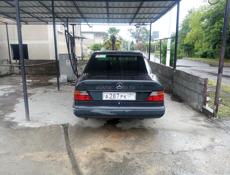 Mercedes-Benz 124