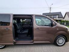 Toyota Yaris Verso