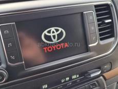 Toyota Yaris Verso
