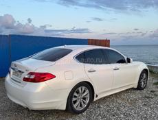 Infiniti
