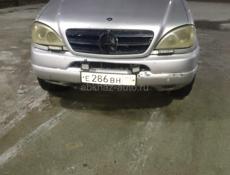 Mercedes-Benz ML