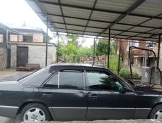 Mercedes-Benz 124