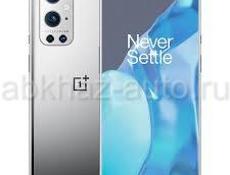 Продаётся телефон one plus 12/256 подходит под игри 120герц Камера поддерживает 8к как на видео так и на фото цена 50000 т