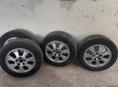 Продаю 4 покрышки с дисками 195/65R15
