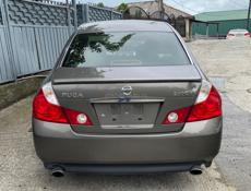 Nissan fuga