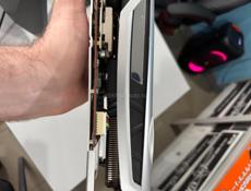 Видеокарта AMD 6800 xt nitro