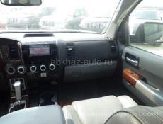 Toyota Sequoia