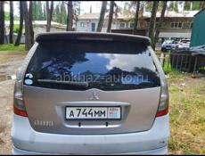 Mitsubishi Grandis