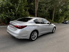 Infiniti Q45