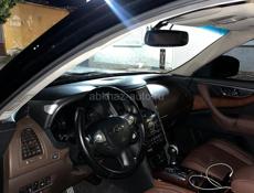 Infiniti FX
