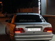 Mercedes-Benz E-Класс