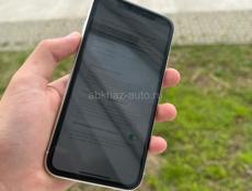 iPhone 11 , 64GB 
