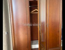 Срочно продается шкаф (дерево )из Польши Цена:15т