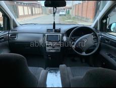 Toyota Ipsum