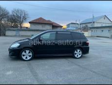 Toyota Ipsum
