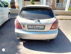 Nissan Almera