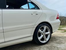 Mercedes-Benz C-Класс