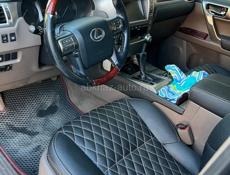 Lexus GX
