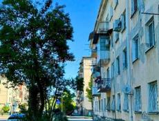 3 - К. КВАРТИРА В СУХУМЕ У МАГАЗИНА ВОЛНА