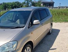 Toyota Ipsum