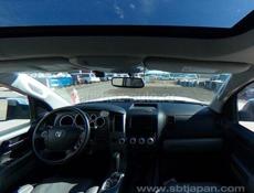 Toyota Sequoia