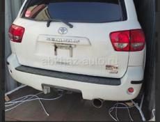 Toyota Sequoia