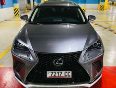 Lexus RS