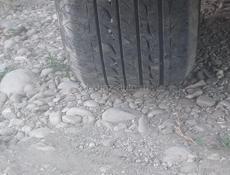 Диски с покрышками накаченные 