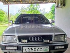 Audi 80