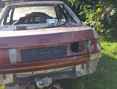 Audi 80