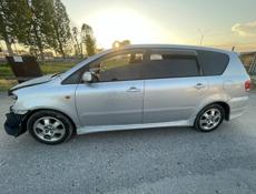 Toyota Ipsum