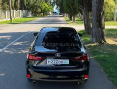 Lexus IS