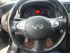 Infiniti FX