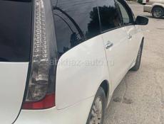 Mitsubishi Grandis