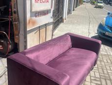 Продаю отреставрированные диваны 