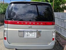 Nissan Elgrand