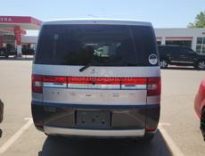 Mitsubishi Diamante