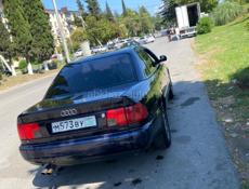 Audi 100