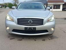 Nissan fuga