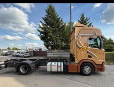 SCANIA